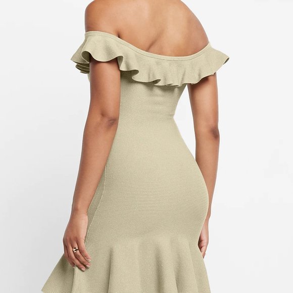 NWT Express Body Con Ruffle Off The Shoulder Mini  Sweater Dress size M - Picture 5 of 8